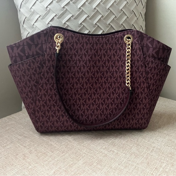 NWT Michael Kors LG Chain Shoulder Tote - Picture 2 of 10